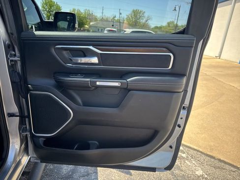Used 2021 RAM 1500 Laramie AWD/4WD image 39