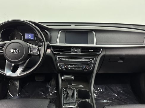 Used 2019 Kia Optima EX image 26