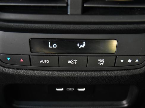Used 2024 Honda Pilot EX-L image 42
