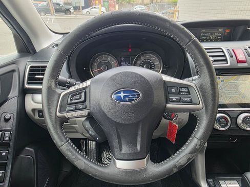 Used 2016 Subaru Forester 2.5i Limited AWD/4WD image 18