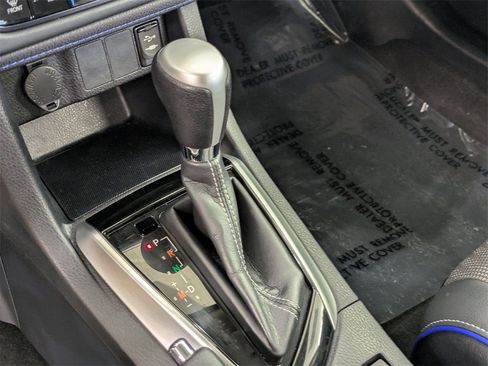 Used 2017 Toyota Corolla SE image 24