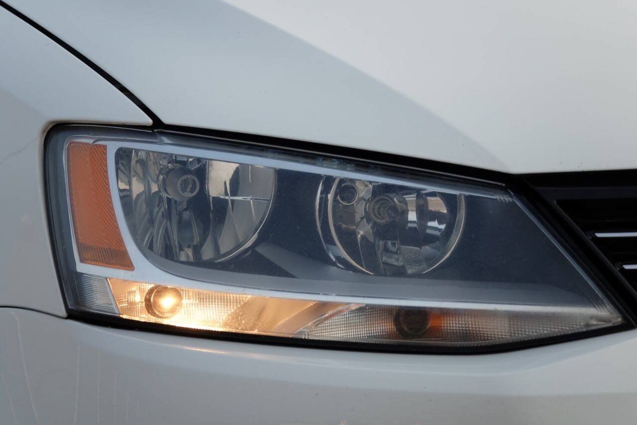 Used 2014 Volkswagen Jetta TDI FWD image 35