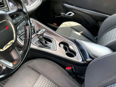 Used 2021 Dodge Challenger SXT RWD image 14