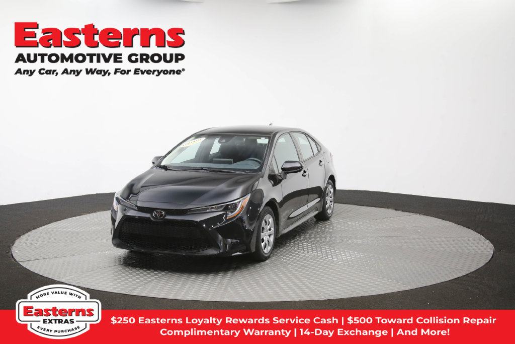 Used 2021 Toyota Corolla LE w/ Carpet Mat Package (TMS) FWD image 57