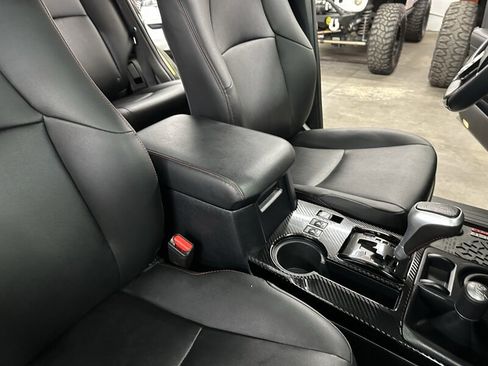 Used 2020 Toyota 4Runner TRD Pro AWD/4WD image 31