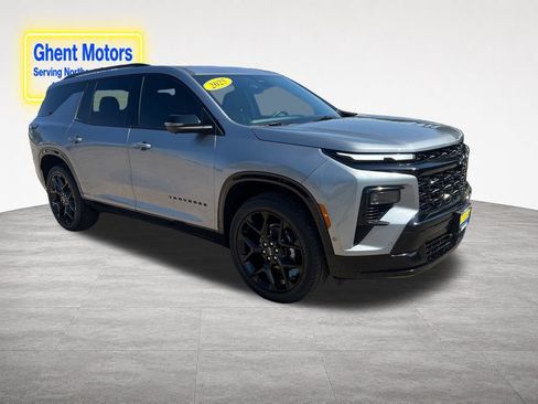 Used 2025 Chevrolet Traverse RS AWD/4WD image 7
