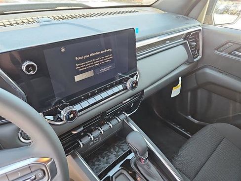 New 2026 GMC Canyon Elevation w/ Convenience Package image 19