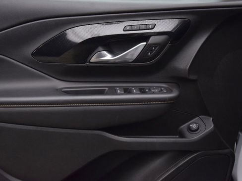 Used 2022 GMC Terrain AT4 w/ Infotainment Package II image 28