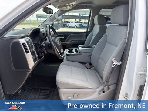 Used 2017 GMC Sierra 1500 SLE w/ SLE Value Package AWD/4WD image 12
