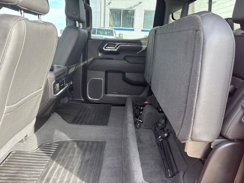 Used 2025 Chevrolet Silverado 1500 LTZ w/ LTZ Premium Package image 38