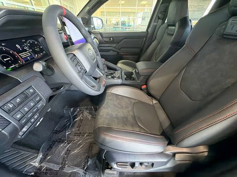 New 2026 Toyota Tacoma TRD Pro AWD/4WD image 17