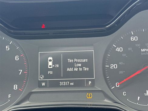 Used 2024 Chevrolet Trax LS image 29