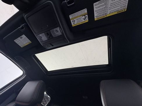 Used 2023 Nissan Frontier PRO-4X w/ Pro-4X Premium Package image 21