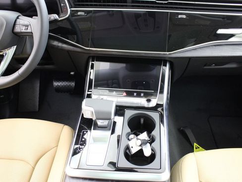New 2026 Audi Q7 Premium Plus AWD/4WD image 23