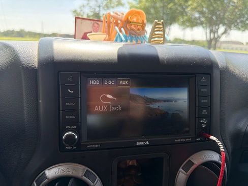 Used 2014 Jeep Wrangler Unlimited Sport AWD/4WD image 19