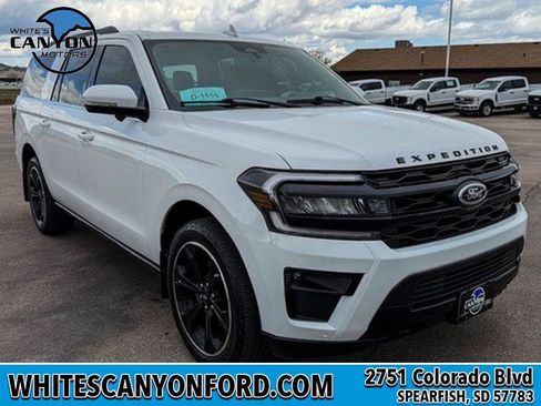 Used 2024 Ford Expedition Max Limited AWD/4WD image 13