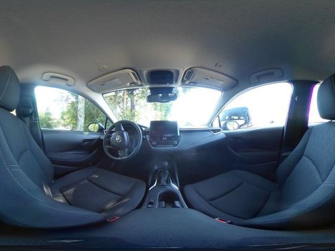 Used 2023 Toyota Corolla LE FWD image 40