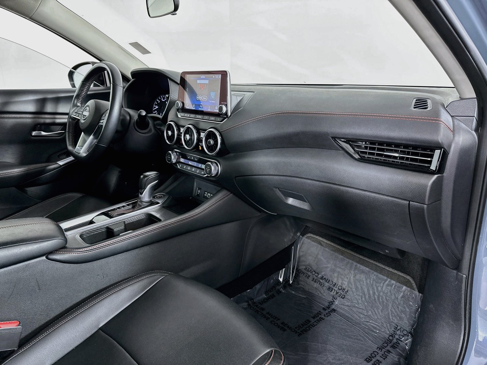 Used 2025 Nissan Sentra SR w/ SR Premium Package FWD image 29