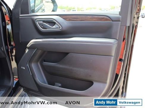 Used 2023 Chevrolet Tahoe Premier w/ Premium Package AWD/4WD image 23