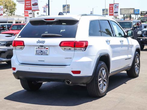 Used 2020 Jeep Grand Cherokee Limited RWD image 4