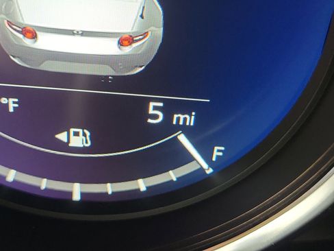 New 2025 MAZDA MX-5 Miata Club w/ Weather Package image 17