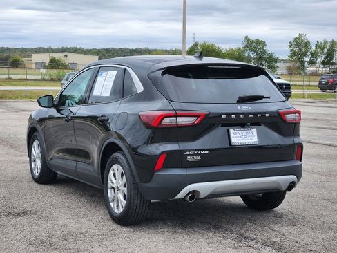 Used 2023 Ford Escape Active w/ Cold Weather Package image 7