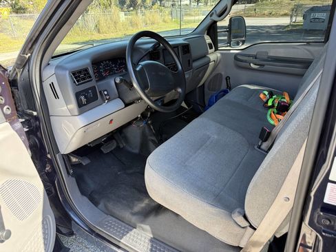 Used 1999 Ford F350 4x4 Crew Cab DRW Super Duty image 3