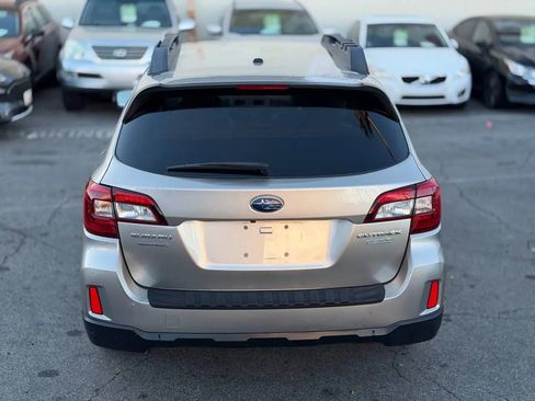 Used 2015 Subaru Outback 2.5i Limited image 14