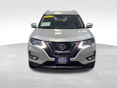 Used 2017 Nissan Rogue SL image 17