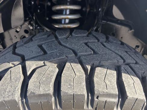 Certified 2020 Ford F150 Raptor w/ Equipment Group 802A Luxury image 11