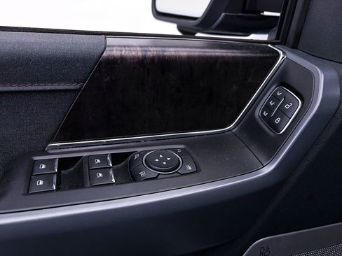 Used 2022 Ford F150 Lightning Lariat w/ Max Trailer Tow Package image 18