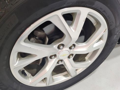 Used 2018 Chevrolet Equinox LT AWD/4WD image 9