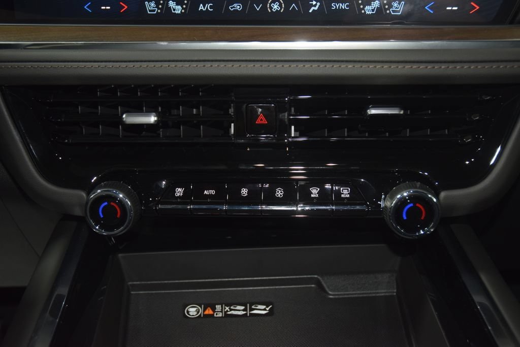 New 2026 Chevrolet Tahoe High Country AWD/4WD image 34
