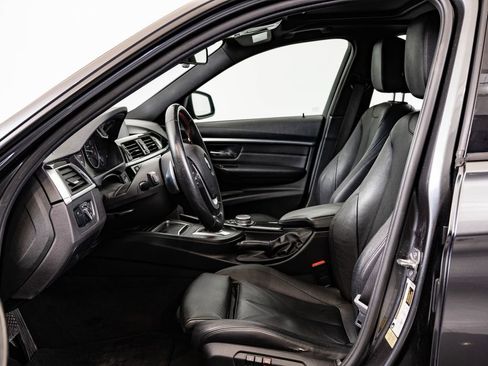 Used 2016 BMW 328i Sedan RWD image 21