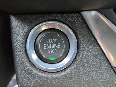 Used 2024 Buick Envista Preferred w/ Advanced Safety Package image 15