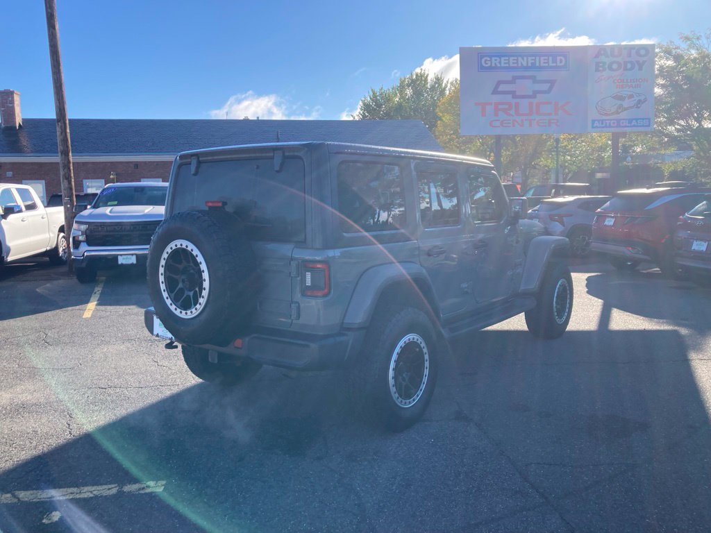 Used 2018 Jeep Wrangler Unlimited Sahara AWD/4WD image 32