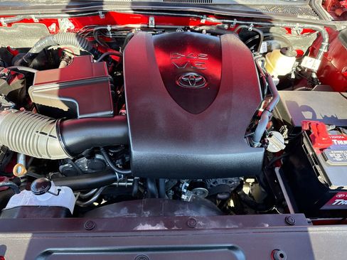 Certified 2023 Toyota Tacoma TRD Sport image 18