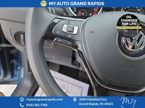 Used 2020 Volkswagen Tiguan S w/ 3rd Row Seat Package image 23