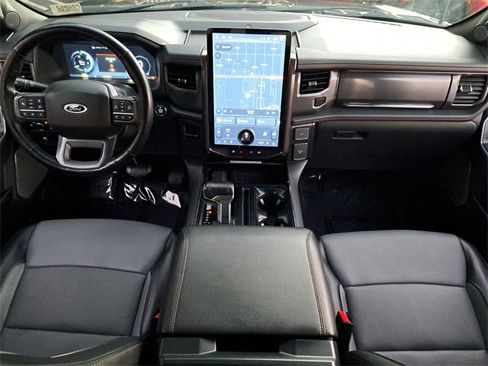 Used 2023 Ford F150 Lightning Lariat image 15