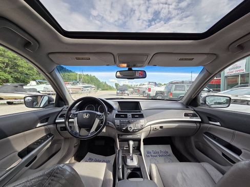 Used 2009 Honda Accord EX-L image 17