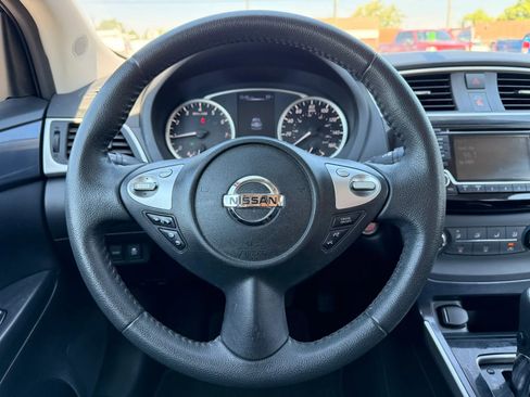 Used 2016 Nissan Sentra SR FWD image 15
