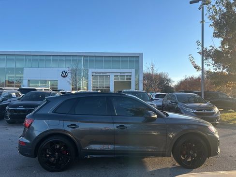 Used 2021 Audi SQ5 Premium Plus w/ Premium Plus Package image 9