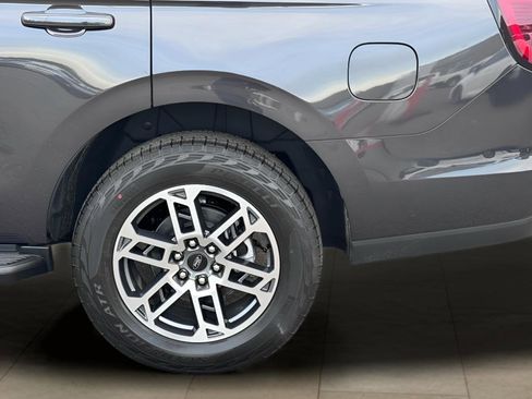 New 2026 Ford Expedition Active image 44