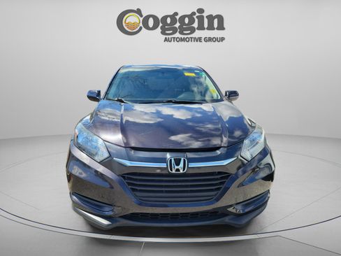 Used 2018 Honda HR-V LX image 15