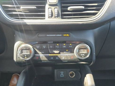 Used 2021 Ford Escape SEL image 17