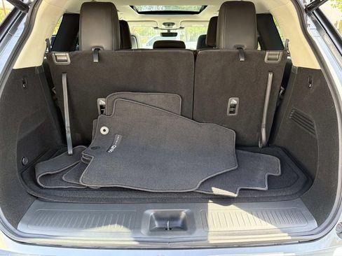 Certified 2026 INFINITI QX60 Luxe w/ Cargo Package FWD image 6