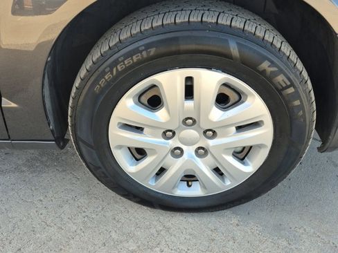 Used 2020 Dodge Grand Caravan SE w/ UConnect Hands-Free Group image 11