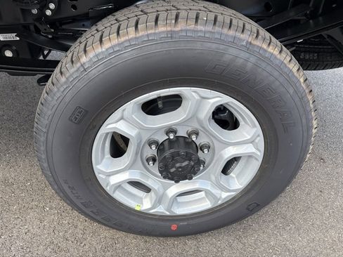 New 2026 Ford F250 XLT image 16