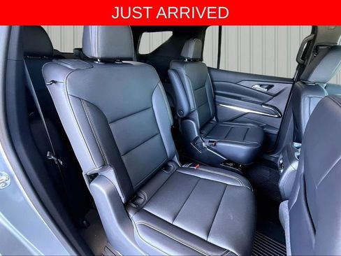 New 2026 Chevrolet Traverse LT w/ Driver Confidence Package FWD image 6