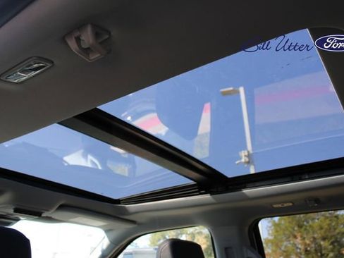 New 2026 Ford F250 Lariat w/ Black Appearance Package image 13